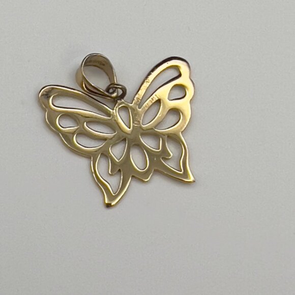 Vintage Sterling Silver Butterfly Pendant - Picture 3 of 5